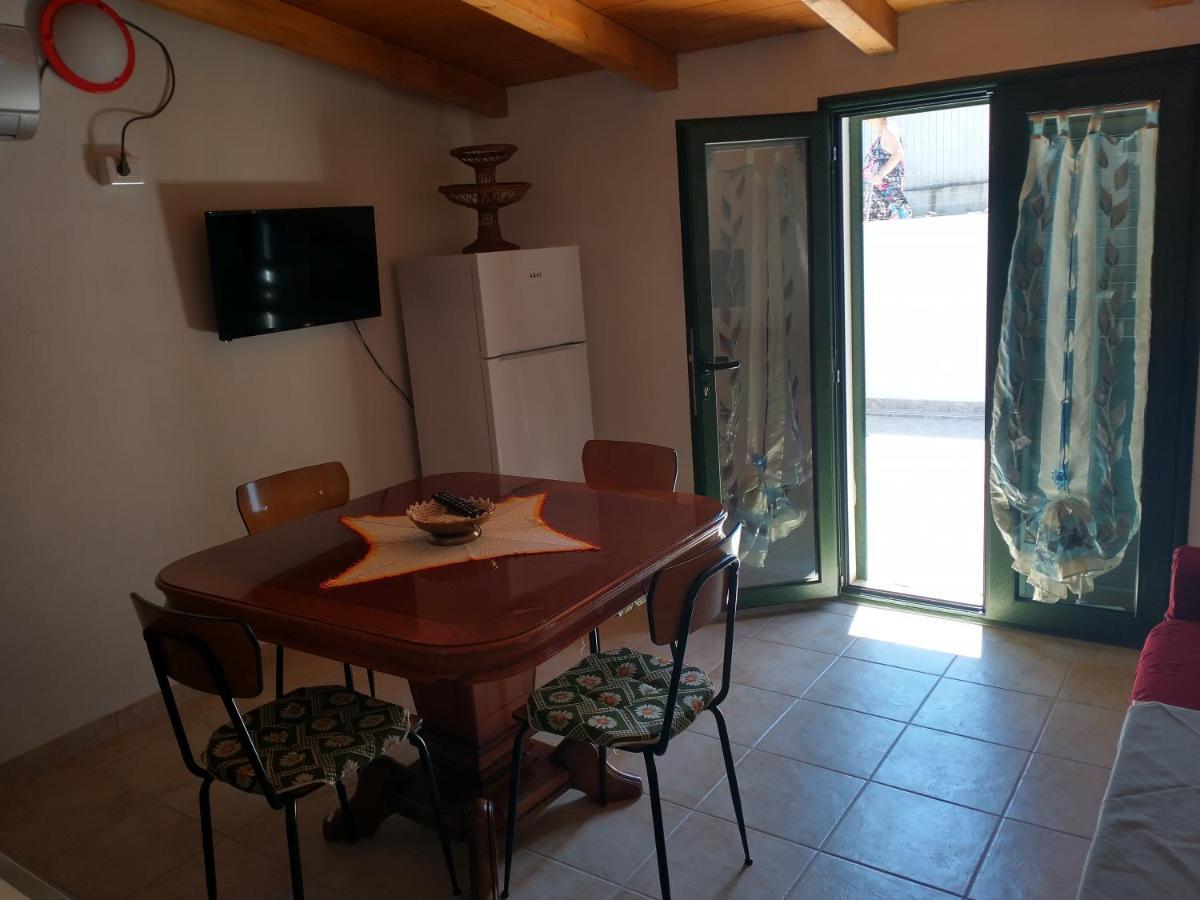 Da Carla Apartment Iglesias Exterior photo